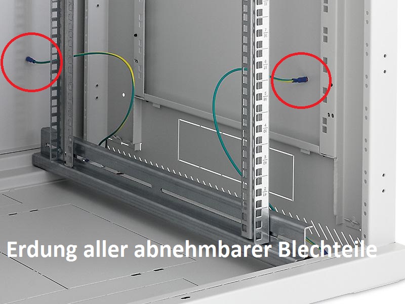 BW Bako 19" Rack Netzwerkschrank auf Rollwagen Serverrack Bundeswehr 
