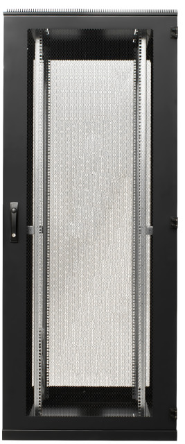IT-Schrank mit starker Durchlüftung durch Gitternetztüren.